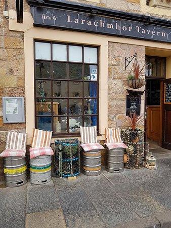 The Larachmhor Tavern