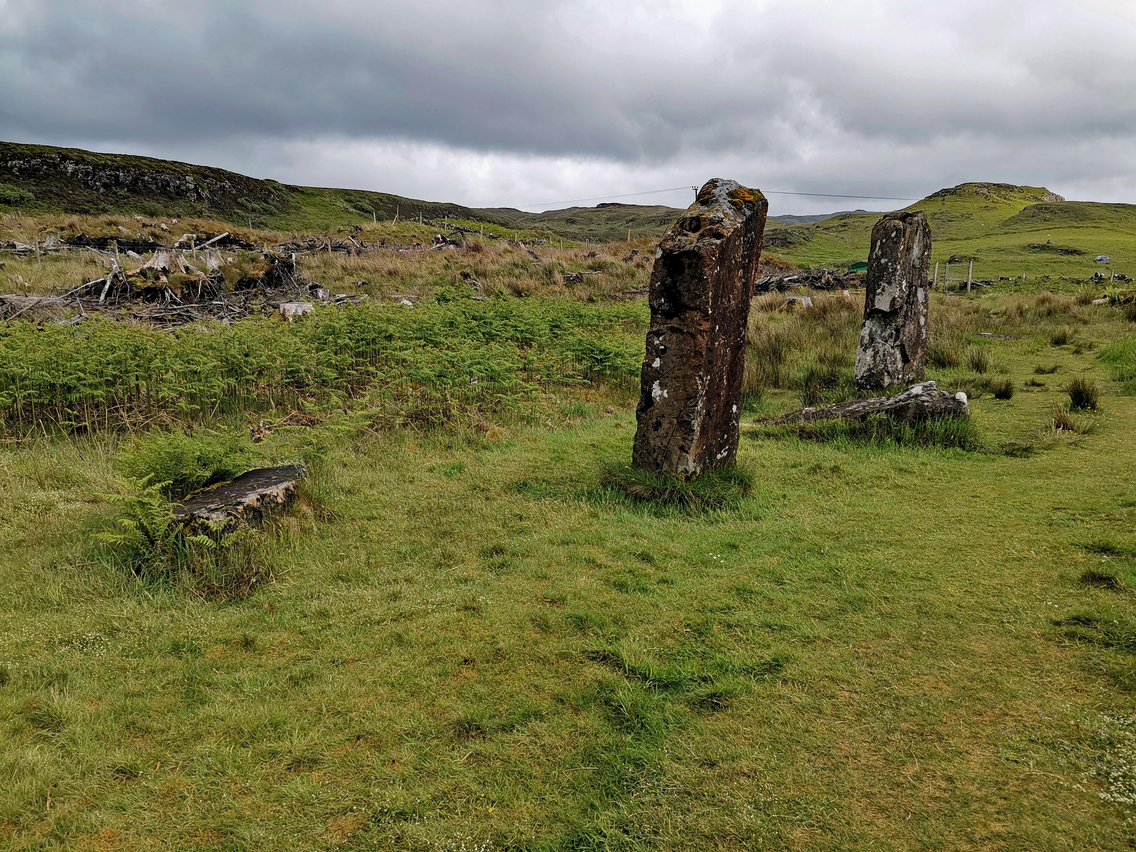 Cnoc Fada standing stones