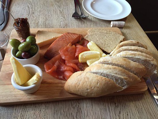 Frigate Cafe and Bistro