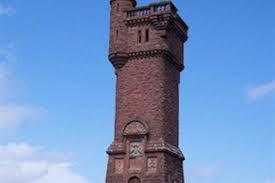 Airlie Monument